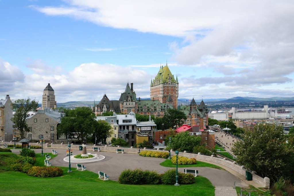 Chez Edouard By Hebergements Dcl Québec Zewnętrze zdjęcie